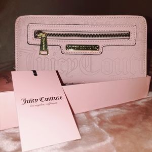 Juicy Couture 3 Gusset Zip Round Wallet Soft Pink